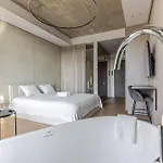Luxury Honey Moon With Free Underground Parking