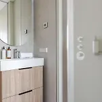 Luxury Honey Moon With Free Underground Parking Apartment