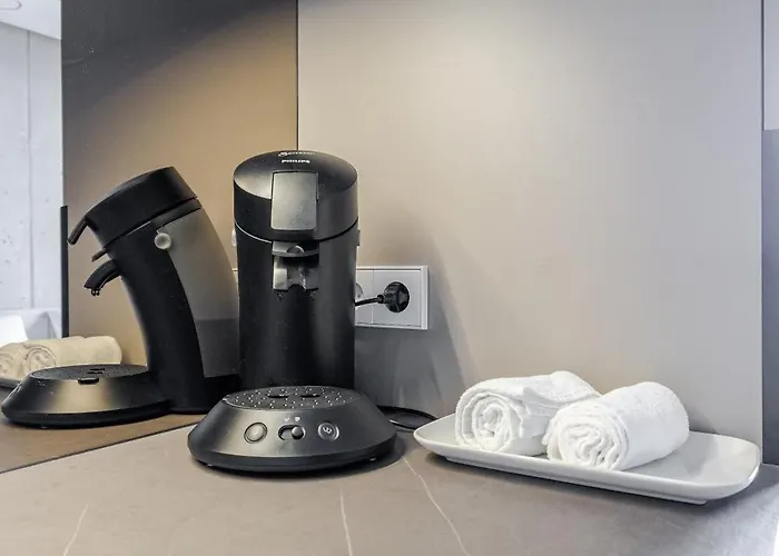 Luxury Honey Moon With Free Underground Parking *